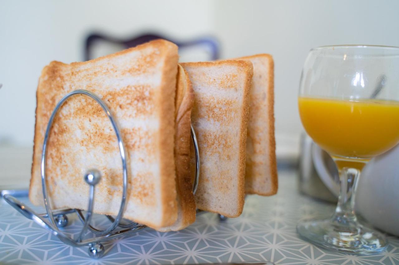 Rest A While Bed & Breakfast Bushmills Ngoại thất bức ảnh